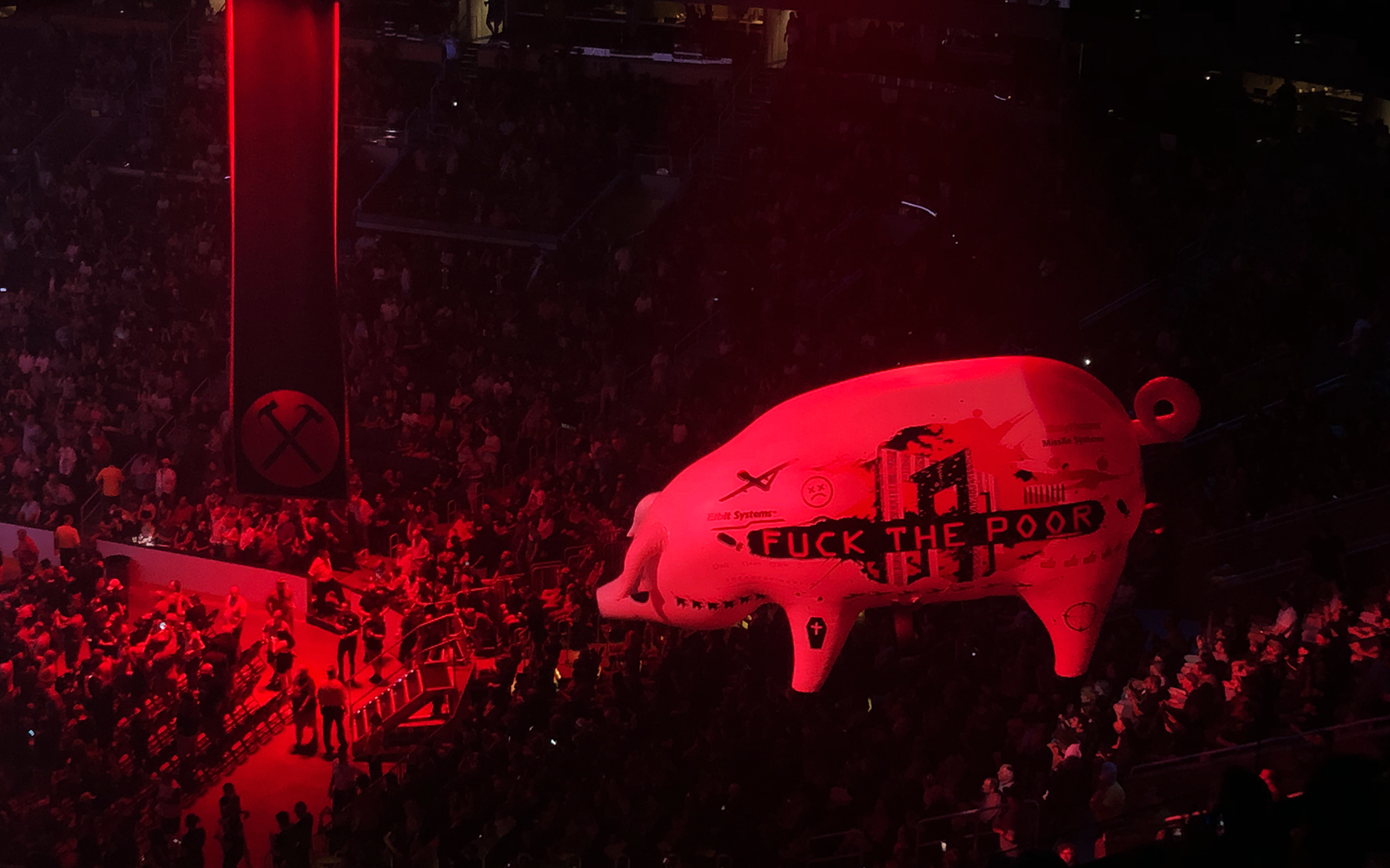 Roger Waters' flying pig