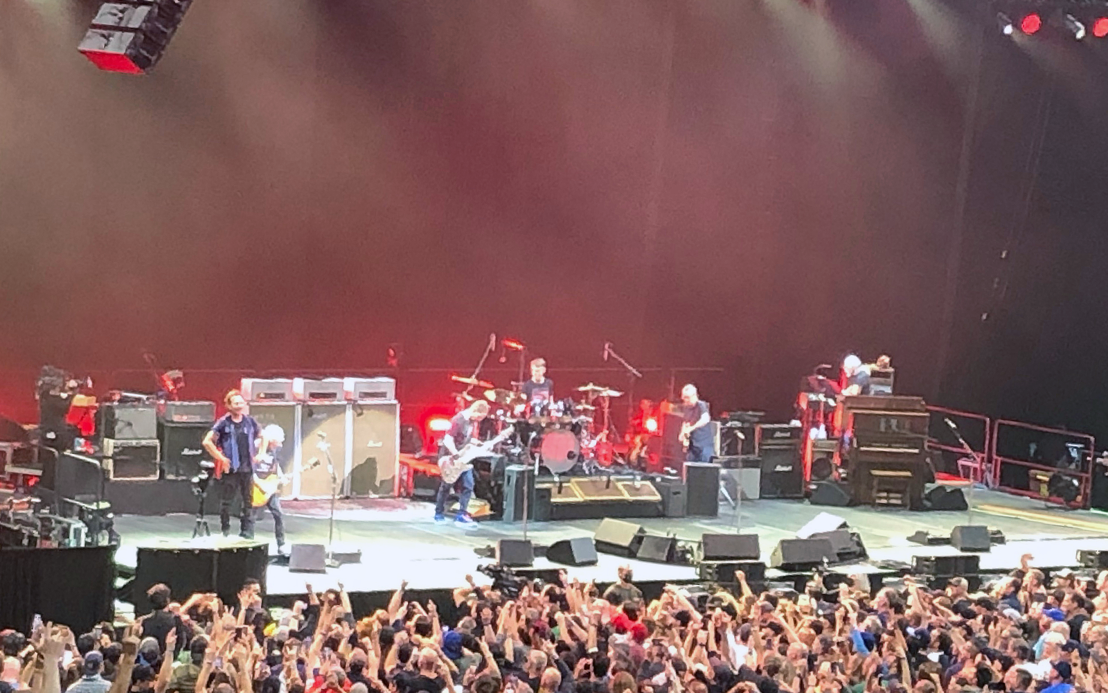 Pearl Jam on stage in Québec City